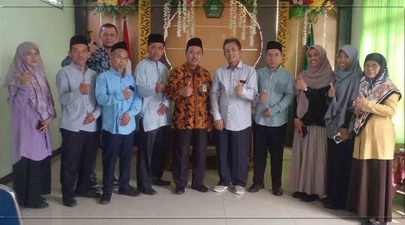 Kepala Kemenag Sleman Bangun Sinergi dan Penguatan Kinerja ASN di KUA Gamping